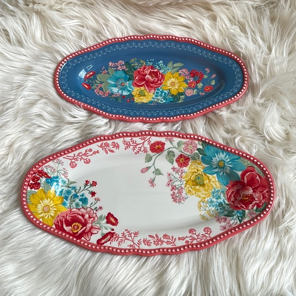 The Pioneer Woman Fancy Flourish Platters - Picture 1 of 4